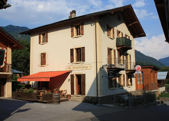 La Petite *