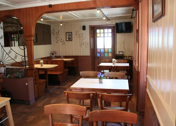 Oda ve Kahvaltı La Petite Versegeres